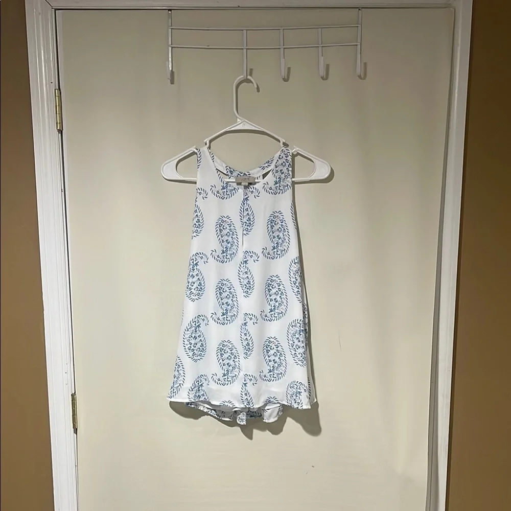 New Without Tags LOFT White and Blue Patterned Tank Blouse Size Small